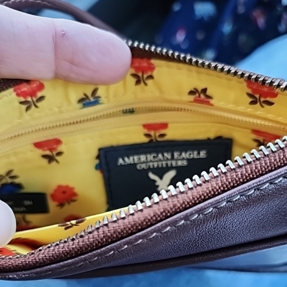 American Eagle Outfitters Brown Leather Wristlet Vintage